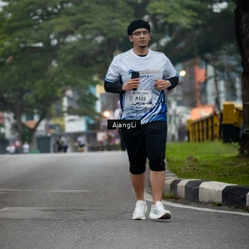 Runner Photo 8969874
