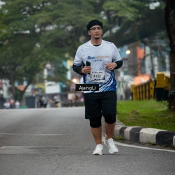 Runner Photo 8969884