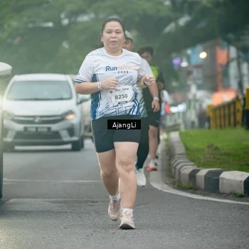 Runner Photo 8969987