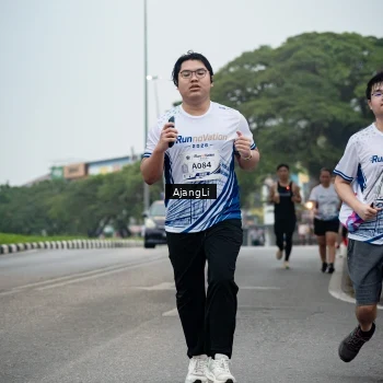 Runner Photo 8970271