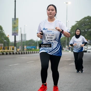 Runner Photo 8970438