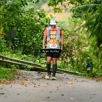 Runner Photo 8972676