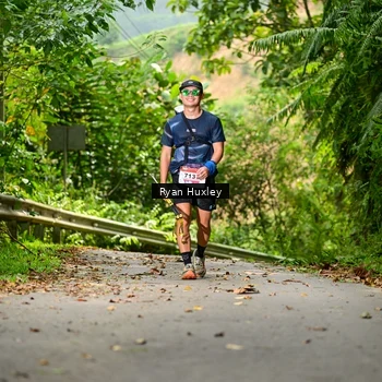 Runner Photo 8972712