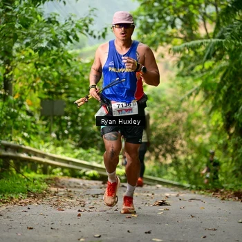 Runner Photo 8972715
