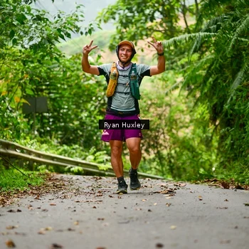 Runner Photo 8972743