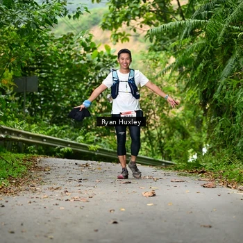 Runner Photo 8972795