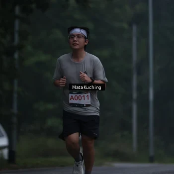 Runner Photo 8972811