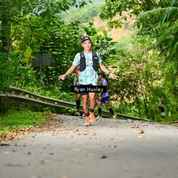 Runner Photo 8972816