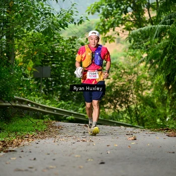 Runner Photo 8972841