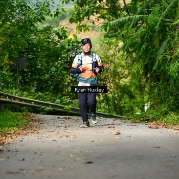 Runner Photo 8972854
