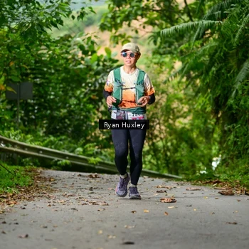 Runner Photo 8972857