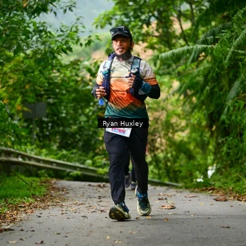 Runner Photo 8972858