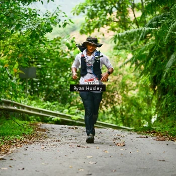 Runner Photo 8972873