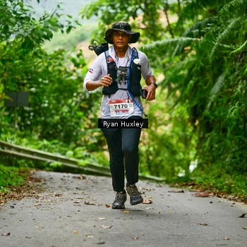 Runner Photo 8972875