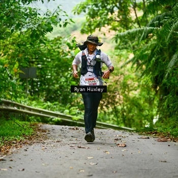 Runner Photo 8972877