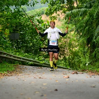 Runner Photo 8972898
