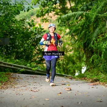 Runner Photo 8972927