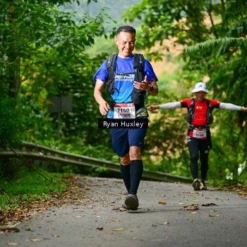 Runner Photo 8972965