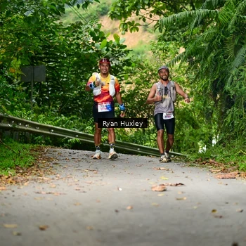 Runner Photo 8972998