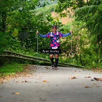 Runner Photo 8973035
