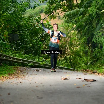 Runner Photo 8973050