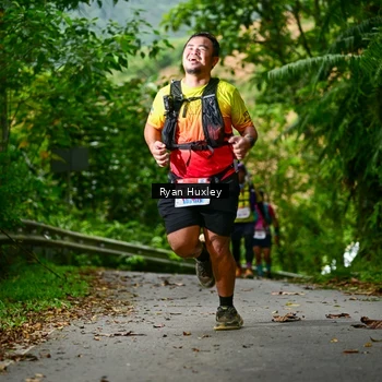 Runner Photo 8973052