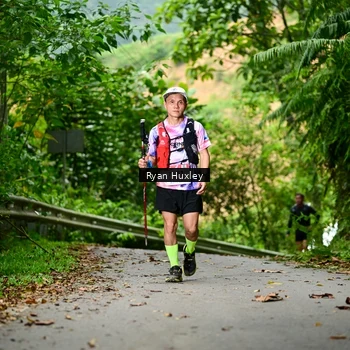 Runner Photo 8973072
