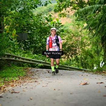 Runner Photo 8973073