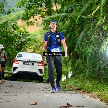 Runner Photo 8973173