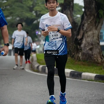 Runner Photo 8973523