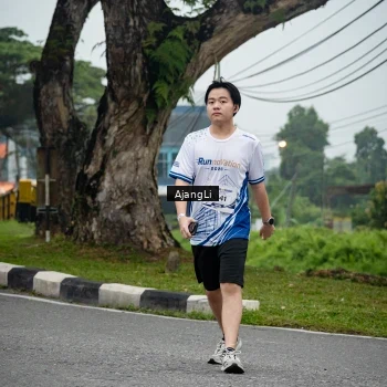 Runner Photo 8973526