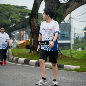 Runner Photo 8973529