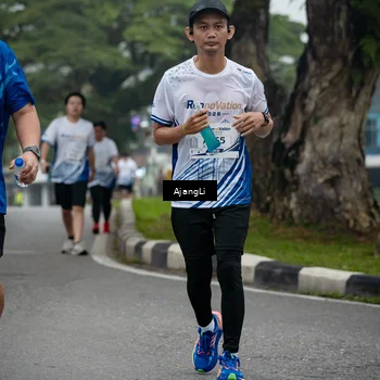Runner Photo 8973535