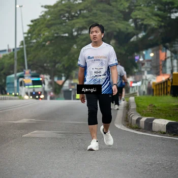 Runner Photo 8973542