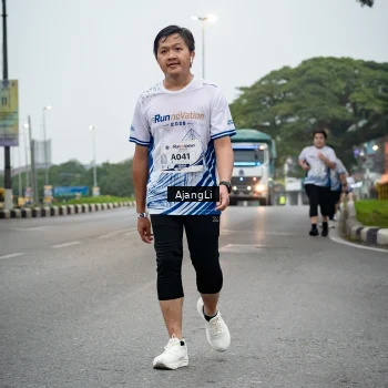 Runner Photo 8973559
