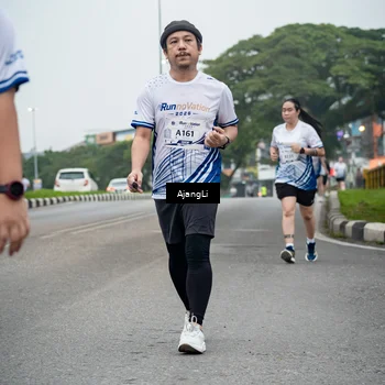 Runner Photo 8973592