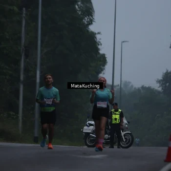 Runner Photo 8973635
