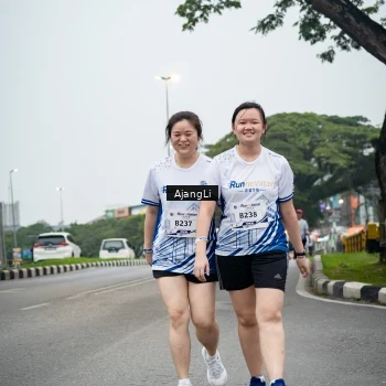 Runner Photo 8973640