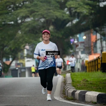 Runner Photo 8973649