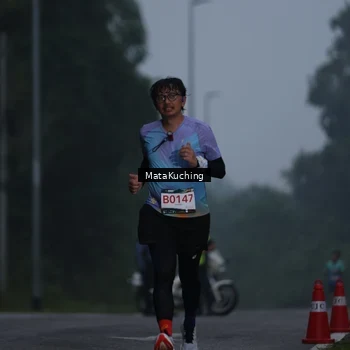 Runner Photo 8973673