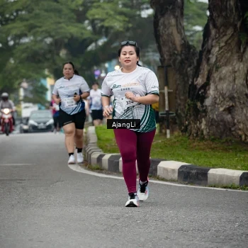 Runner Photo 8973679