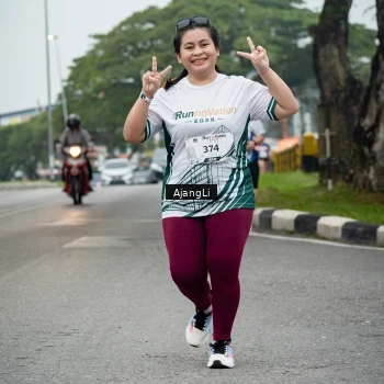 Runner Photo 8973692