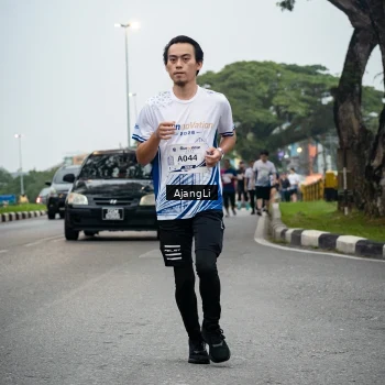 Runner Photo 8973706