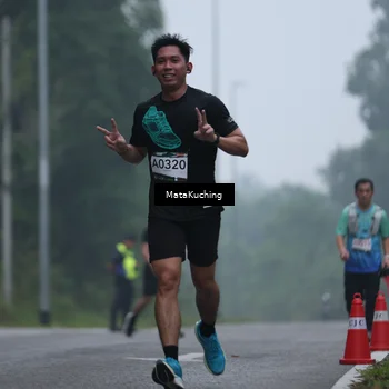 Runner Photo 8973737