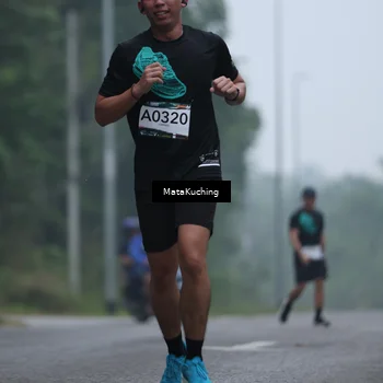 Runner Photo 8973740