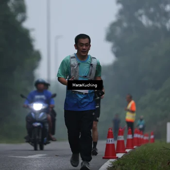 Runner Photo 8973742
