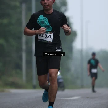Runner Photo 8973748
