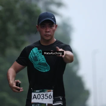 Runner Photo 8973750