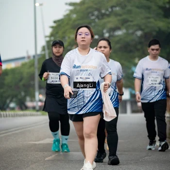 Runner Photo 8973763