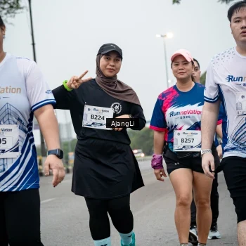 Runner Photo 8973765